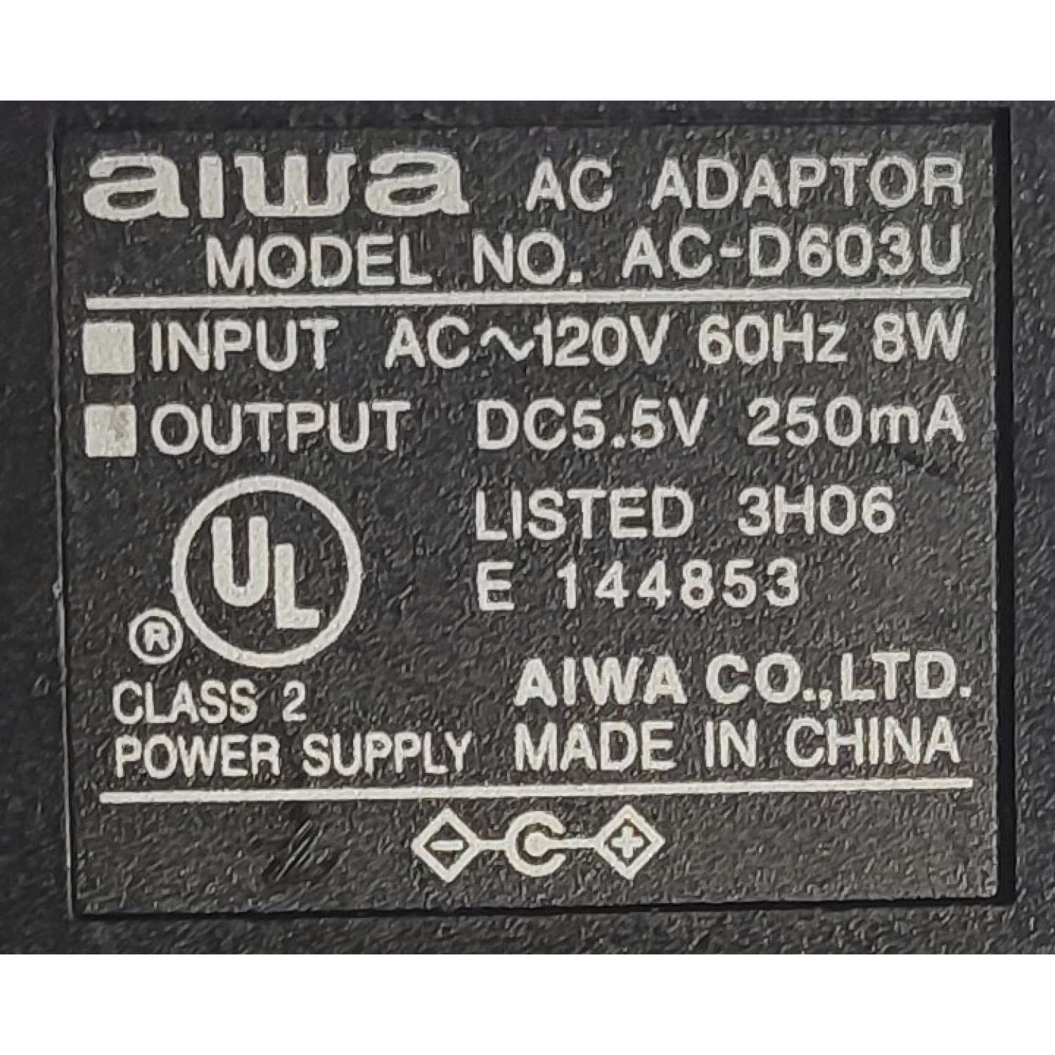 ADAPTADOR AC AIWA / NUMERO DE PARTE AC-D603U / INPUT: 120V AC 60Hz 8W / OUTPUT: 5.5V DC 250mA	 - Imagen 2